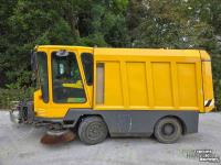Veegmachine Ravo Veegmachine veegauto