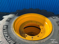 Wielen, Banden, Velgen & Afstandsringen Michelin 4x XMCL 480/80R26 JCB 12g.