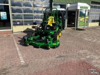 Zitmaaier John Deere 1570
