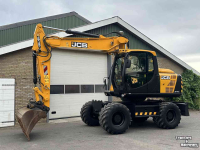 Bandenkraan / Graafmachine op wielen JCB JS145W+