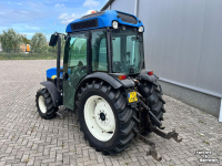 Smalspoor tractor New Holland TN75VA