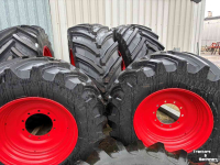 Wielen, Banden, Velgen & Afstandsringen  Trelleborg VF600/60R30 op velg 10 gaats