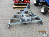 Tractor / Trekker New Holland boomer 25 hydro 30uur en div werktuigen