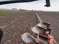 Ploegen  4 schaar vario ploeg