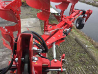 Ploegen  4 schaar vario ploeg