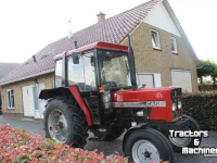 Tractor / Trekker Case Case-IH 733 International