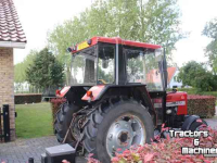 Tractor / Trekker Case Case-IH 733 International