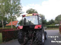 Tractor / Trekker Case Case-IH 733 International