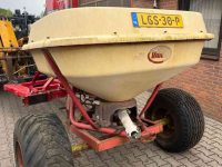 Kunstmeststrooier Vicon Kunstmeststrooier, onderstel, banden, diversen