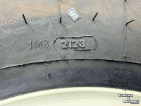 Wielen, Banden, Velgen & Afstandsringen Vredestein 520/50R17 Flotation Trac met Velg