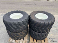 Wielen, Banden, Velgen & Afstandsringen Vredestein 520/50R17 Flotation Trac met Velg