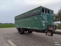 Getrokken truck-aanhanger  Biggen transport wagen