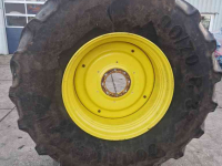 Wielen, Banden, Velgen & Afstandsringen John Deere 800/70R38 600/60R30