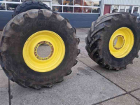 Wielen, Banden, Velgen & Afstandsringen John Deere 800/70R38 600/60R30