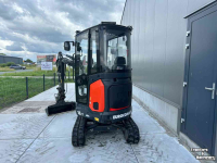 Rupskraan / Graafmachine op rupsen New Holland Eurocomach 18ZT
