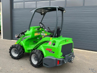 Shovel / Wiellader / Kniklader Avant 528 mini-shovel