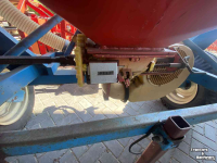 Zaaimachine Accord DL pneumatic fronttank + kouterbalk