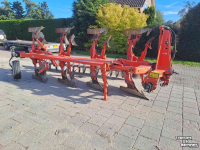 Ploegen Kuhn Multimaster 121 wentelploeg