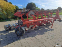Ploegen Kuhn Multimaster 121 wentelploeg