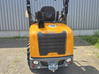 Shovel / Wiellader / Kniklader Giant G2700HD+