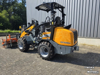Shovel / Wiellader / Kniklader Giant G2700HD+