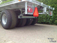 Vierwielige wagen / Landbouwwagen Heuvelmans balenwagens met multiwheel as