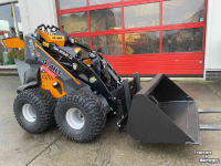Shovel / Wiellader / Kniklader Giant SK 252 D Skidster diesel stage V