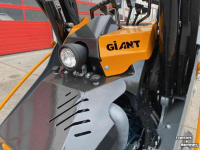 Shovel / Wiellader / Kniklader Giant SK 252 D Skidster diesel stage V