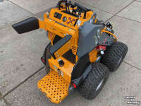 Shovel / Wiellader / Kniklader Giant SK 252 D Skidster diesel stage V