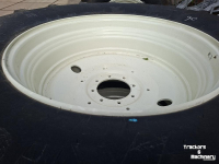 Wielen, Banden, Velgen & Afstandsringen Vredestein 710/70R38