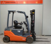 Heftruck Toyota 8FBMT18