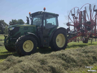 Tractor / Trekker John Deere 6105R