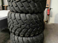 Wielen, Banden, Velgen & Afstandsringen BKT 620/40R22,5, incl. velg!