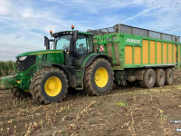 Container haakarm-carrier Joskin Cargo chassis met tank en Drakkar bak