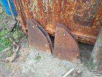 Gronddumper / Zandkipper / Grondverzetkipwagen / Dumper  Ruizeveld