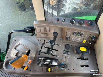 Tractor / Trekker John Deere 6120M