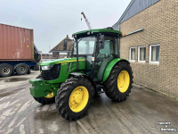 Tractor / Trekker John Deere 5075E