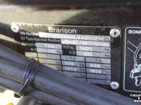 Compact tractor Branson 2505H hydrostaat compacttrekker tuinbouwtractor gazonbanden