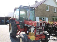 Tractor / Trekker Case-IH 645