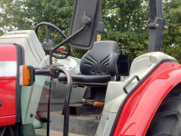 Tractor / Trekker Massey Ferguson 5425 4x4 Open station