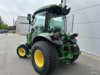 Smalspoor tractor John Deere 4066R