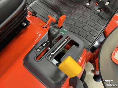 Compact tractor Kioti CS2510