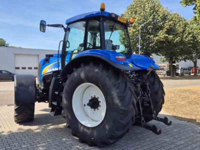 Tractor / Trekker New Holland T8020 FP 40 Kmh. Lucht, geveerde vooras