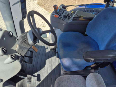 Tractor / Trekker New Holland T8020 FP 40 Kmh. Lucht, geveerde vooras