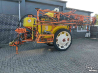 Veldspuit Douven Getrokken Veldspuit 27 meter met AirJet