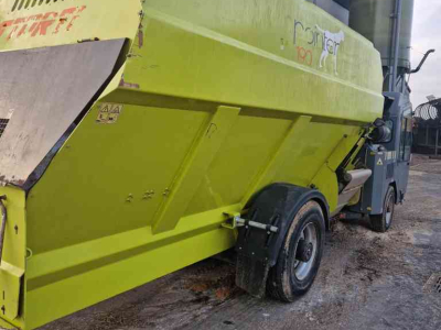 Zelfrijdende Voermengwagen  Pointer 190 LS