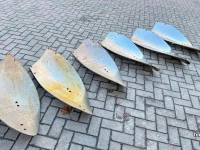 Diverse gebruikte onderdelen Kongskilde XLD Ploeg risters