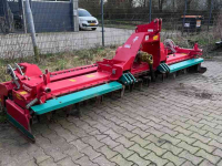 Zaaimachine Kverneland NGH met DF1 couterbalk