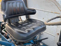 Tractor / Trekker Ford 4000 met balendrager / balenklem