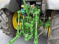Tractor / Trekker John Deere 6120M